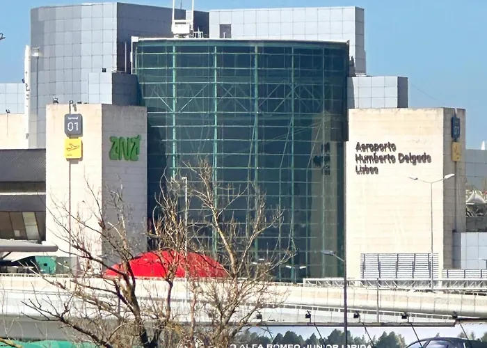 Lisbon Airport Guesthouse